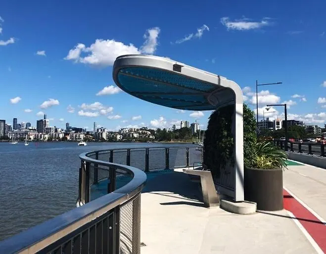 Noir Reverie - Designer Home By The River, Free Carpark, Gym & Pool Brisbane Lejlighed